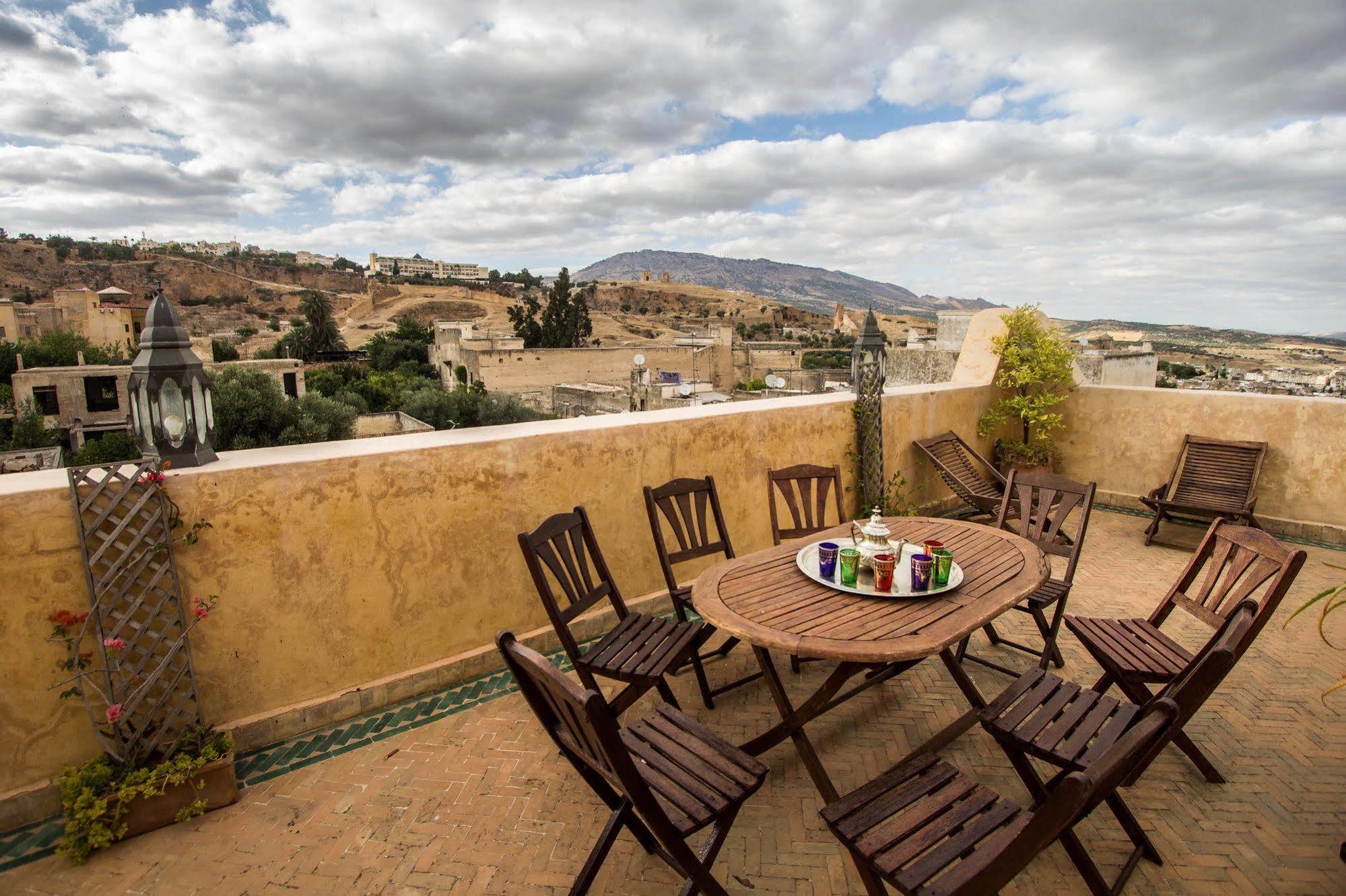 Riad Noujoum Medina Fez Exterior foto