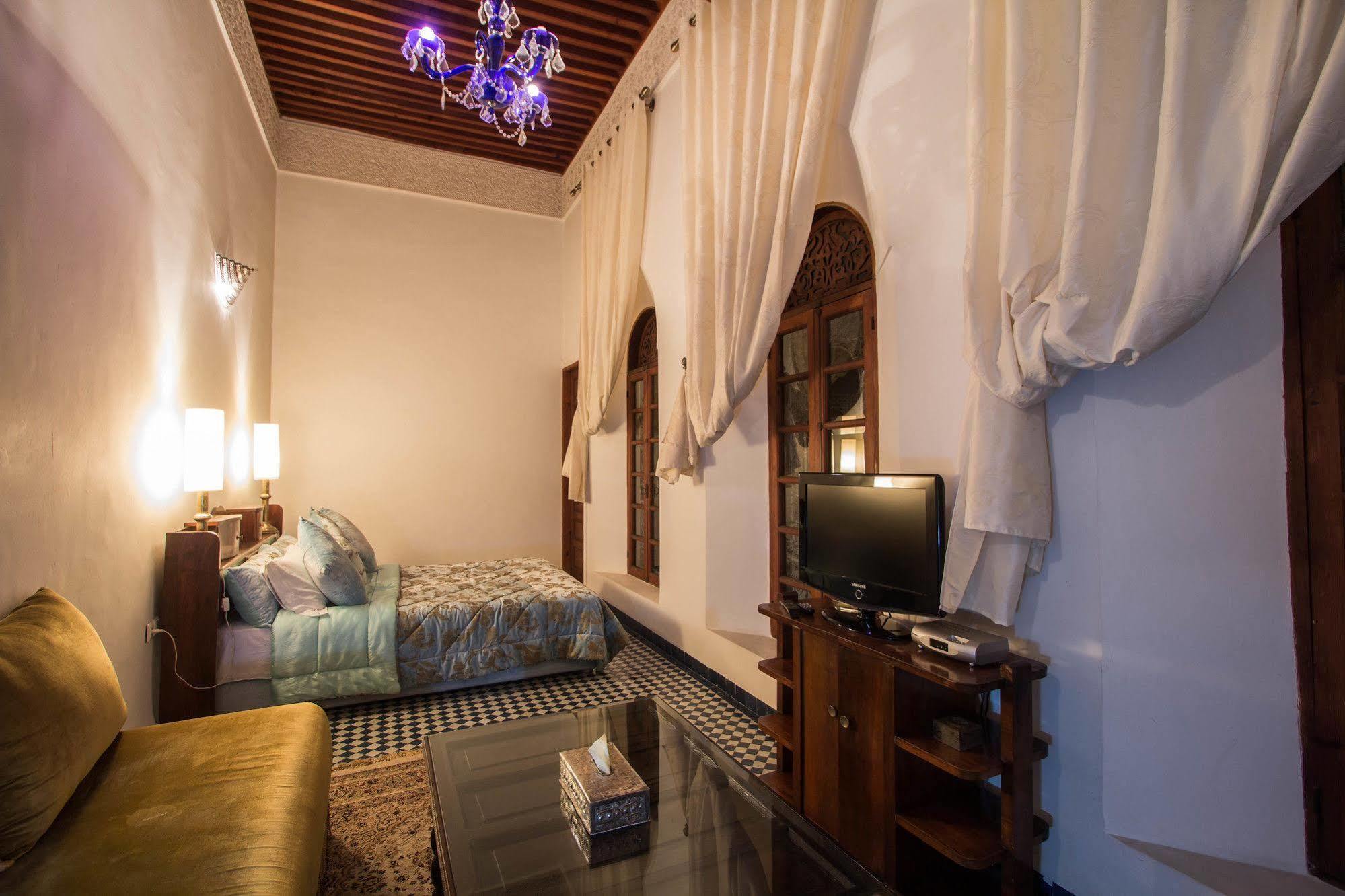 Riad Noujoum Medina Fez Exterior foto