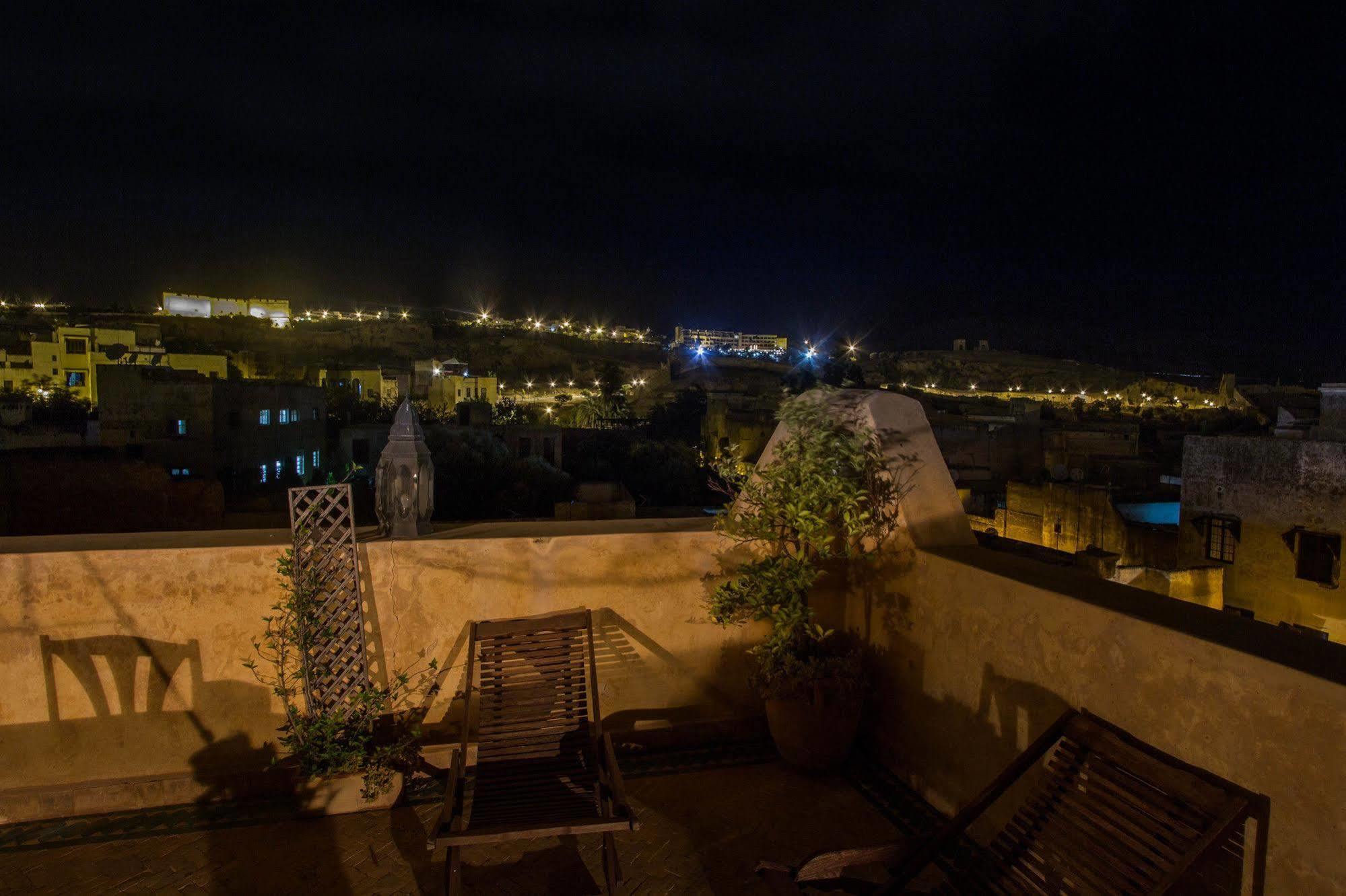 Riad Noujoum Medina Fez Exterior foto
